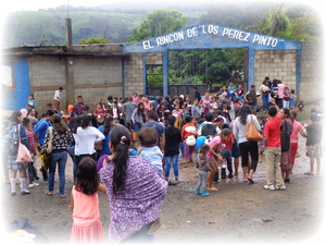 People gathering at El Rincón